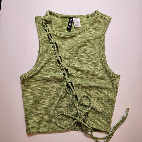 👍H&M Divided green ribbed stretch knit crop top sz XS US. Diagonal tie detail. - Picture 2 of 5